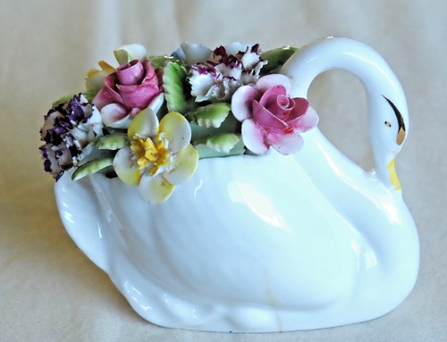 Royal adderley swan - royal, with