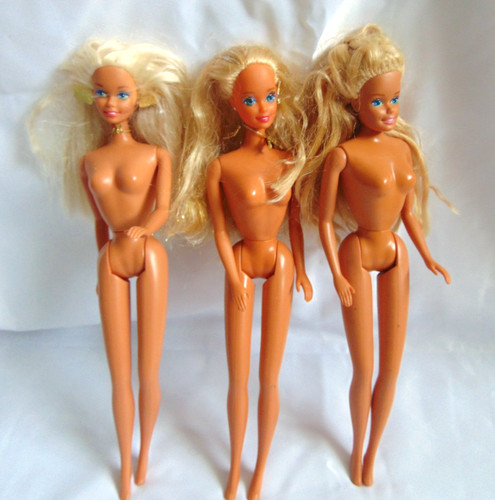 Vintage barbie doll bundle - barbie,