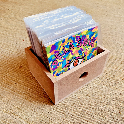 Record box holds - 7",
