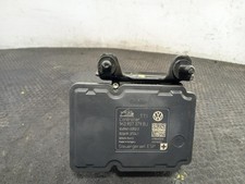VOLKSWAGEN GOLF ABS