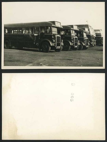 Vintage buses bus garage - buses,