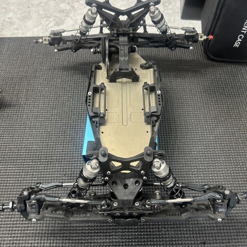 Tlr 0 elite buggy - , and
