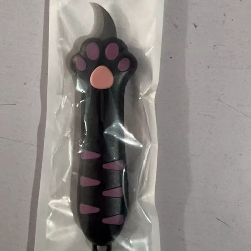 Cute cat paw sharp - cute, cutters