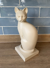 Cat Sculpture Cream Mid