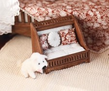 1:6  Dollhouse Victorian Pet