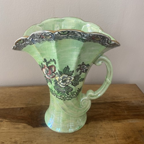 Vintage royal bradwell - royal, astoria