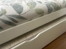 Ikea day bed - pull, out
