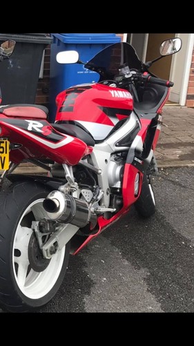 Red yzf yamaha 2001 - yamaha, r6