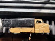 Marx dump truck  - made in Great Britain - 1950s ? Black and Gold