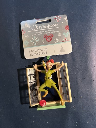 Disney store hanging - disney,