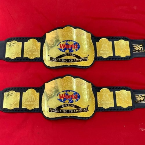 Two world tag - two, team