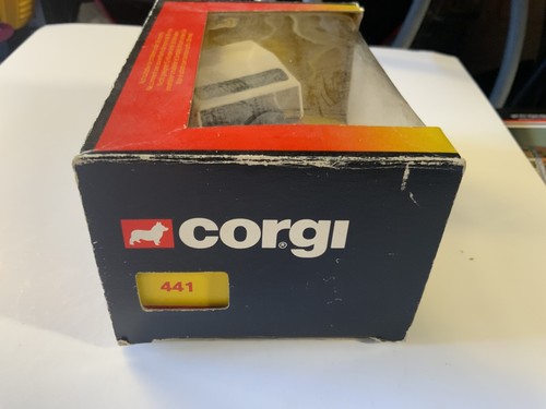 Corgi 441 jeep cj5 golden - corgi,