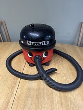 Numeric Henry Vacuum Cleaner