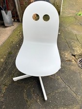 IKEA children’s desk chair /