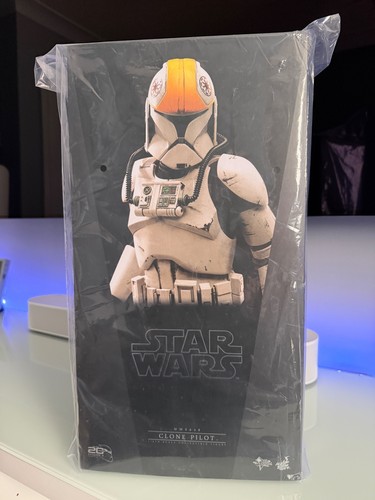Hot toys star wars - star,