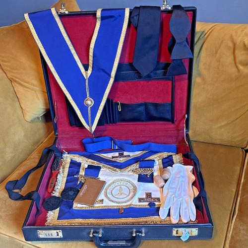 Vintage masonic leather case - masonic,
