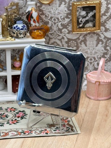 Vintage art deco silver tone - art,