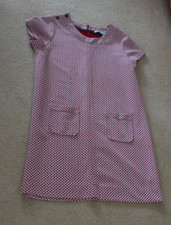 Dickens & Jones Red & White