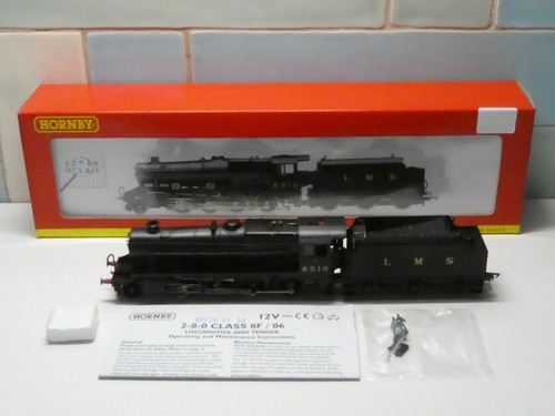 Hornby r2228 class 8 - oo, 2-8-0
