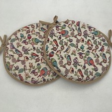 A SET OF 2 GARDEN BIRD