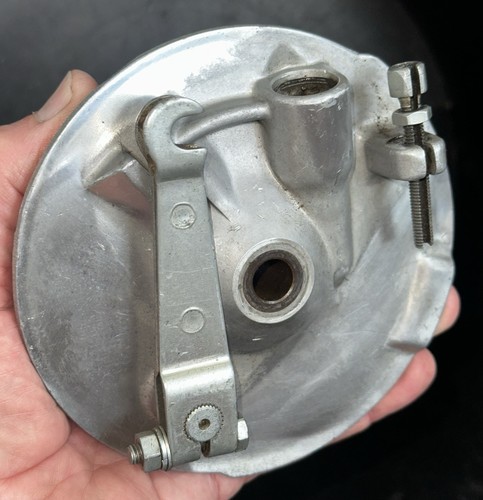 Yamaha front brake plate - brake, lt2