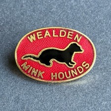Wealden Mink Hounds hunting enamel lapel pin badge otter