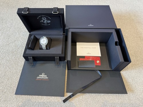 Omega speedmaster moonwatch - omega,