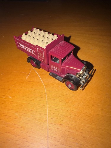 Walkers crisps van lledo model - walkers,