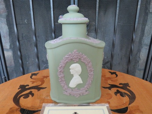 Wedgwood tricolor lilac - wedgwood,