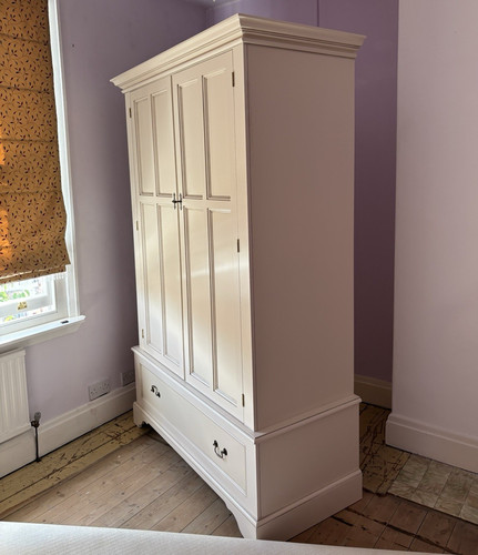 Ivory painted freestanding - painted,