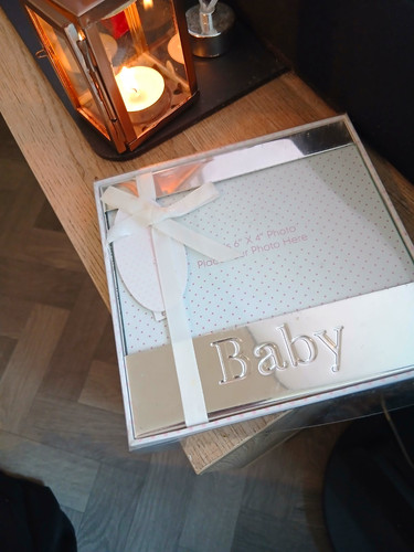 Baby photo album holds - photo, 6x4