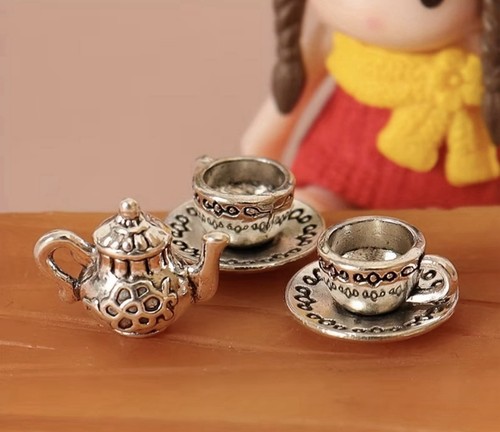 Dolls house silver teapot - teapot,, cup