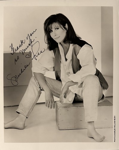 Michele lee signed autographed - signed,