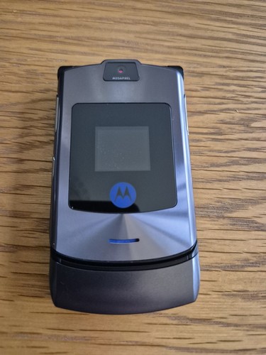 Genuine motorola v3i flip - genuine,
