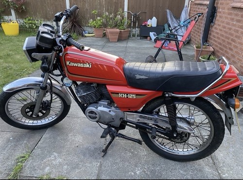 Kawasaki kh125 spares - kawasaki,