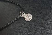clam shell Pendant silver