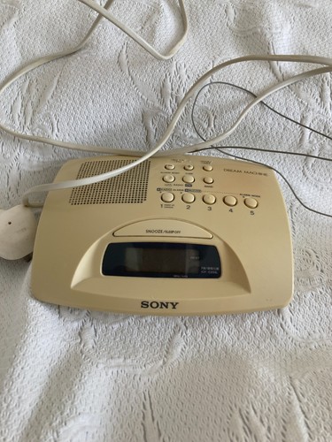 Sony dream machine icf c233l - sony,