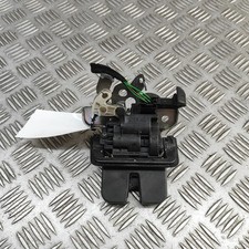 AUDI A6 Avant 4G C7 Tailgate Boot Lock 8R0827505 2.0 Diesel 140kW 2016 31668318