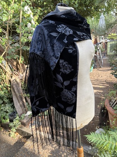 Emanuel ungaro black fringe - emanuel,