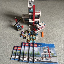 Lego City Hospital 60204 💯 % Complete With All Figures And Manuals Excellent