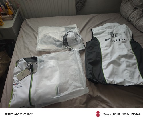 Bentley gilet plus hat - bentley,