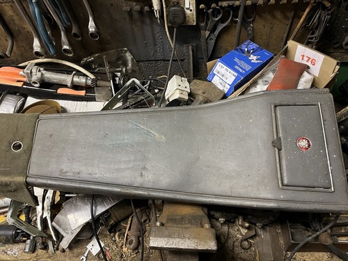 Jaguar mark centre console - 1,