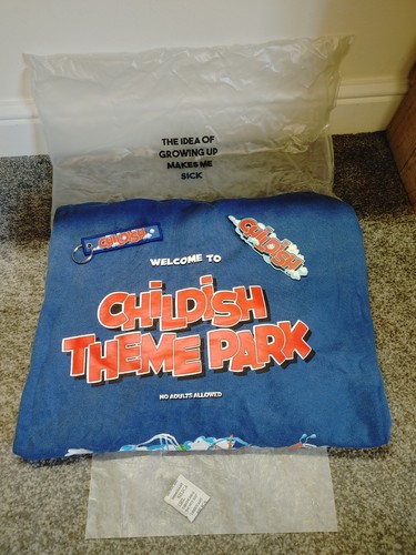 Childish theme park - childish, hoodie