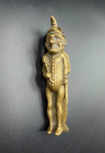 Antique brass punch judy nut - antique,