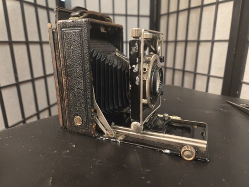 Zeiss ikon folding camera - zeiss, carl