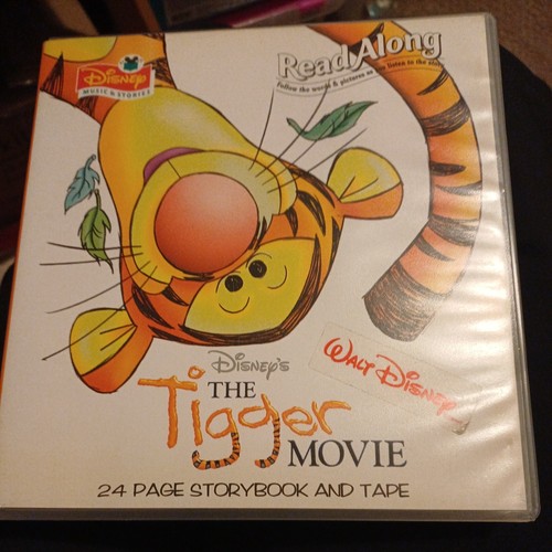 Read along disneys the - along,