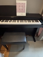 Electric Roland Piano with