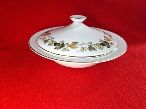 Royal doulton larchmont - royal,