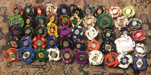 Plastic gen beyblade job - beyblade, lot