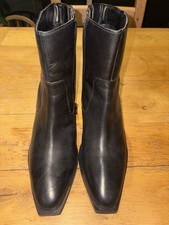 Schuh Black Leather Ankle